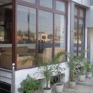 Hotel Oyo 19802 Anant Plaza, Agra (Uttar Pradesh)