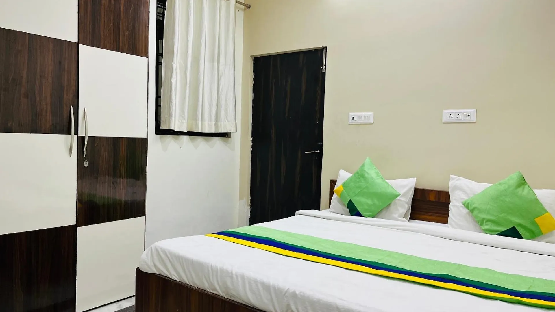 Stayever Agra